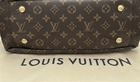 replica lv mens jeans|Authentic v.s Replica: Louis Vuitton Monogram “Slim” Denim.